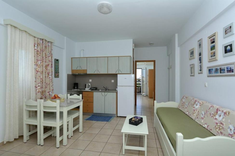 Bonos Apartments Stoupa Exterior photo