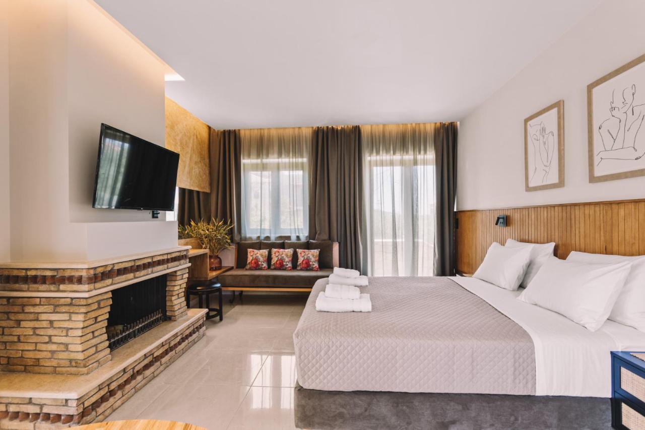 Bonos Apartments Stoupa Exterior photo
